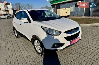 Внедорожник / Кроссовер Hyundai ix35 2012 в 