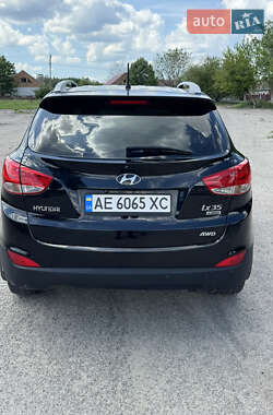 Внедорожник / Кроссовер Hyundai ix35 2011 в 