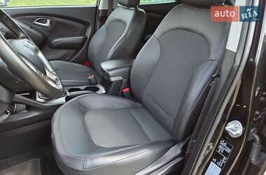 Внедорожник / Кроссовер Hyundai ix35 2012 в 