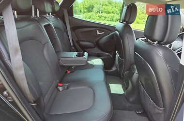 Внедорожник / Кроссовер Hyundai ix35 2012 в 