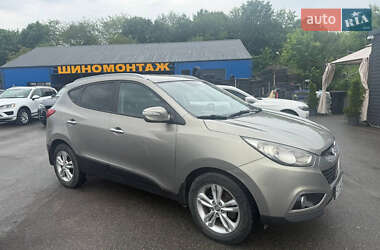 Позашляховик / Кросовер Hyundai ix35 2011 в 