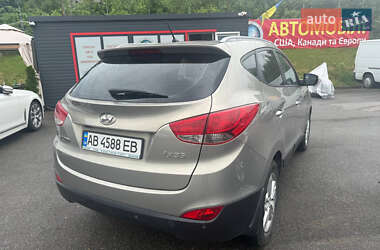 Позашляховик / Кросовер Hyundai ix35 2011 в 