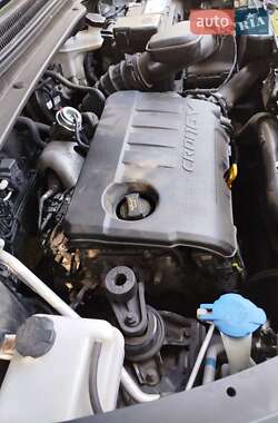 Внедорожник / Кроссовер Hyundai ix35 2012 в 