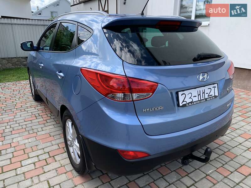 Внедорожник / Кроссовер Hyundai ix35 2012 в Ивано-Франковске