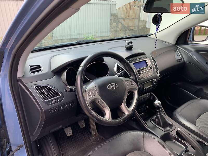 Внедорожник / Кроссовер Hyundai ix35 2012 в Ивано-Франковске