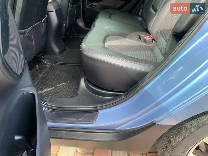 Внедорожник / Кроссовер Hyundai ix35 2012 в Ивано-Франковске