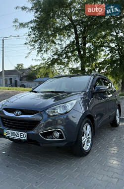 Позашляховик / Кросовер Hyundai ix35 2010 в Одесі