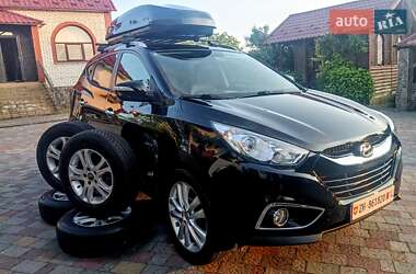 Внедорожник / Кроссовер Hyundai ix35 2013 в 