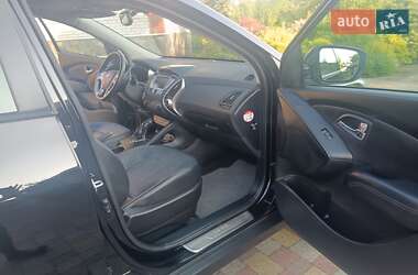 Внедорожник / Кроссовер Hyundai ix35 2013 в 