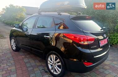 Внедорожник / Кроссовер Hyundai ix35 2013 в 
