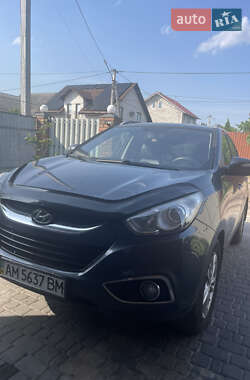 Внедорожник / Кроссовер Hyundai ix35 2010 в Житомире