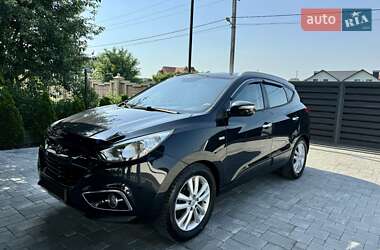 Позашляховик / Кросовер Hyundai ix35 2010 в Чернівцях