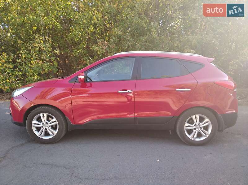 Позашляховик / Кросовер Hyundai ix35 2013 в Смілі