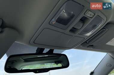 Внедорожник / Кроссовер Hyundai ix35 2011 в 