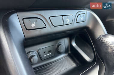 Внедорожник / Кроссовер Hyundai ix35 2012 в 