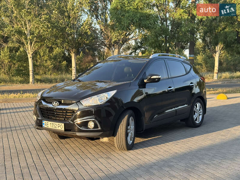 Позашляховик / Кросовер Hyundai ix35 2010 в Кам'янському