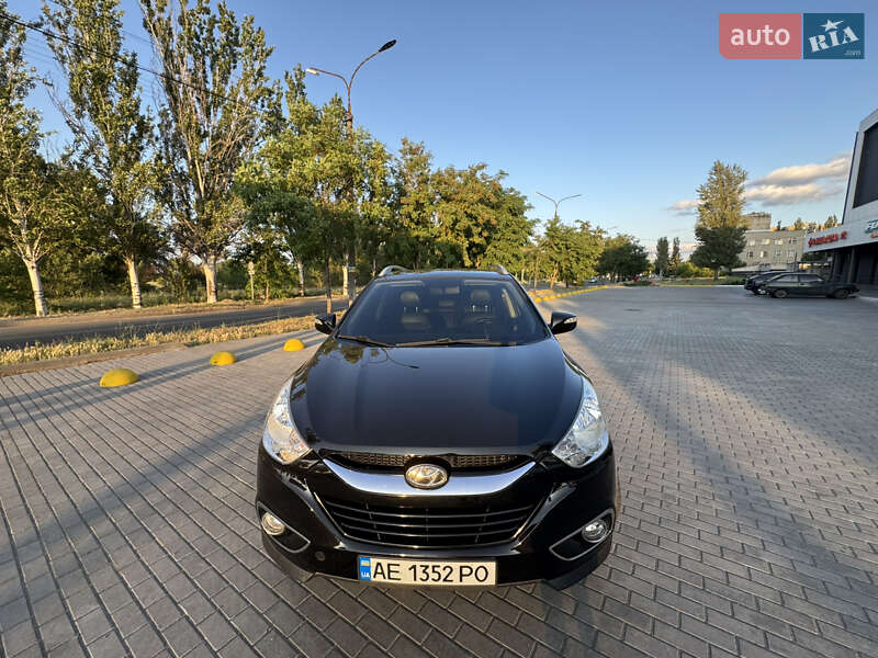 Позашляховик / Кросовер Hyundai ix35 2010 в Кам'янському