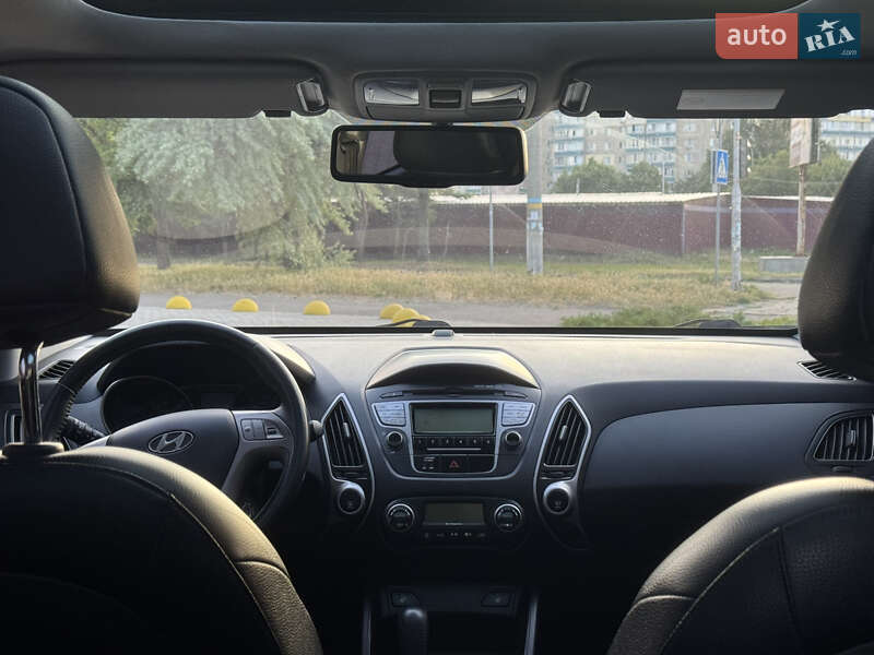 Позашляховик / Кросовер Hyundai ix35 2010 в Кам'янському