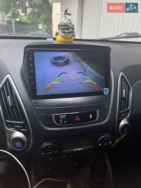 Позашляховик / Кросовер Hyundai ix35 2010 в Харкові