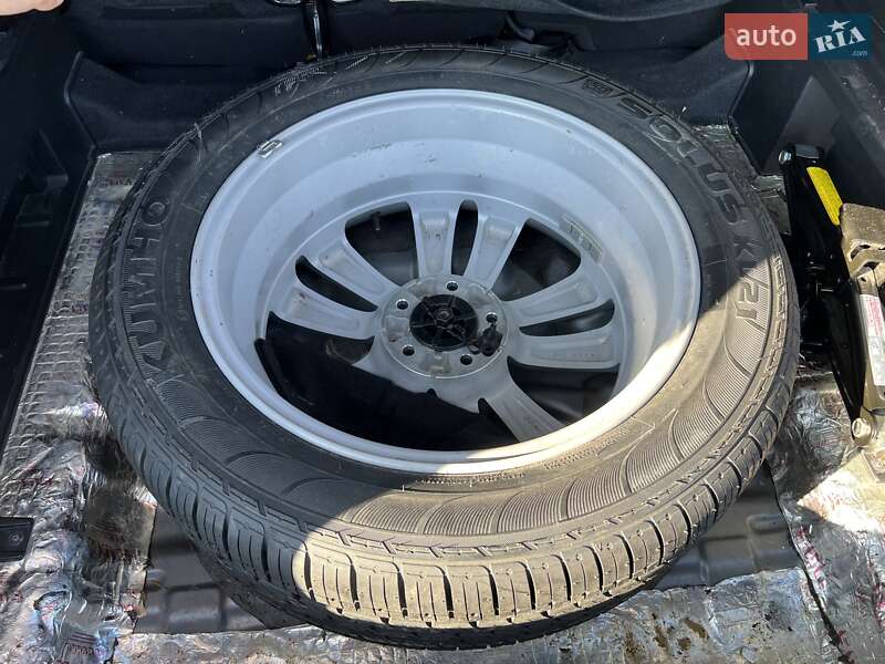 Позашляховик / Кросовер Hyundai ix35 2011 в Львові