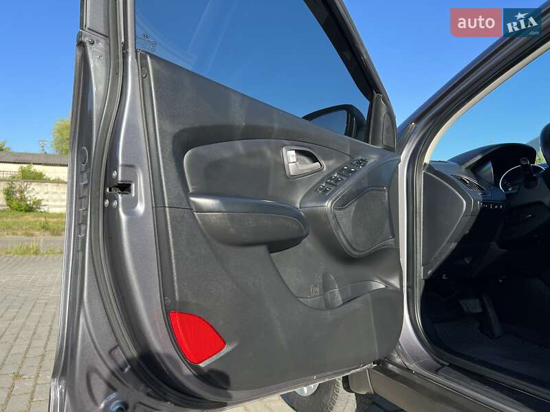 Позашляховик / Кросовер Hyundai ix35 2011 в Львові