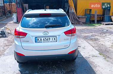 Позашляховик / Кросовер Hyundai ix35 2010 в 
