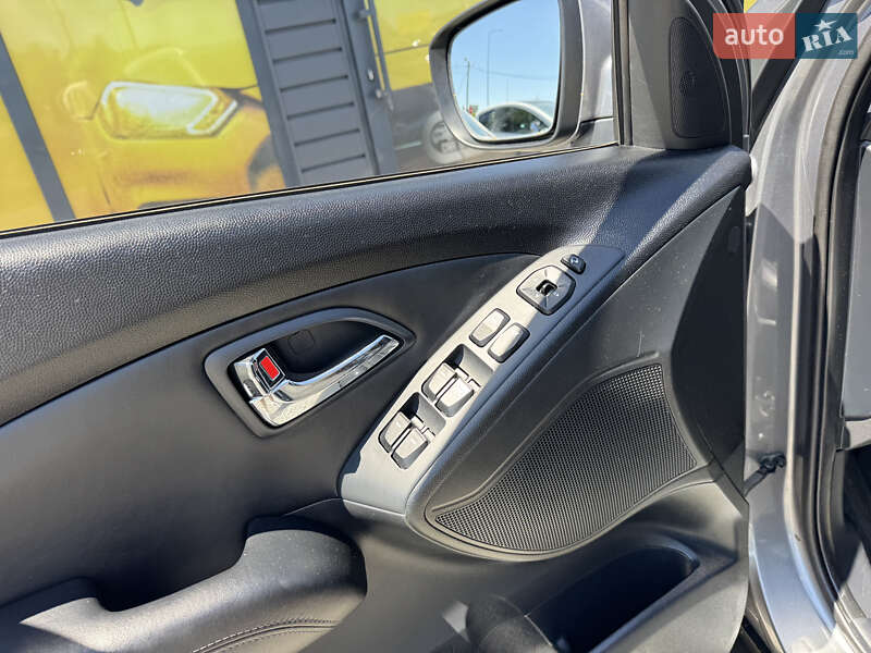 Внедорожник / Кроссовер Hyundai ix35 2013 в Стрые