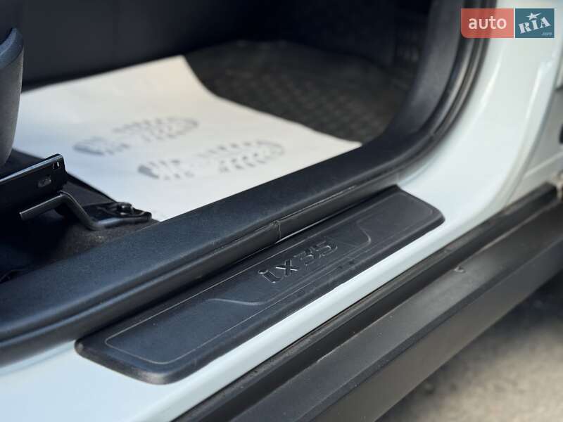 Позашляховик / Кросовер Hyundai ix35 2010 в Сумах