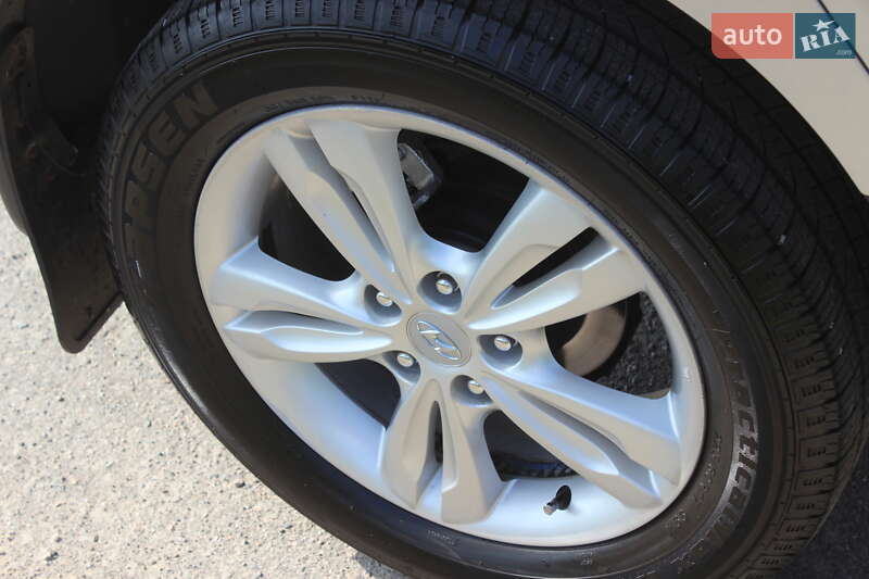 Позашляховик / Кросовер Hyundai ix35 2010 в Дніпрі фото 16 Позашляховик / Кросовер Hyundai ix35 2010 в Дніпрі