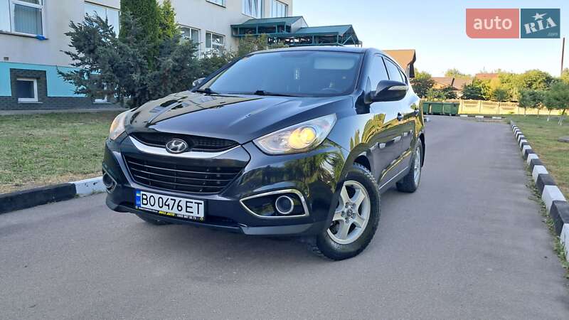 Внедорожник / Кроссовер Hyundai ix35 2010 в Галиче