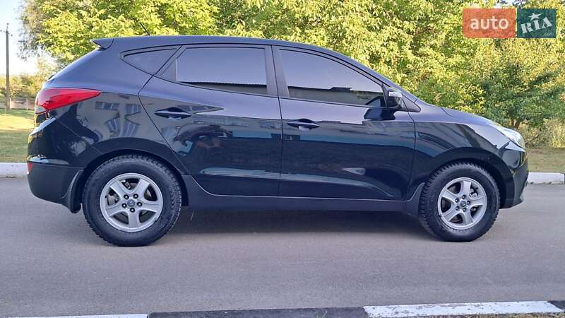 Внедорожник / Кроссовер Hyundai ix35 2010 в Галиче