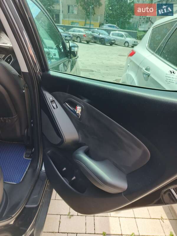 Внедорожник / Кроссовер Hyundai ix35 2010 в Виннице