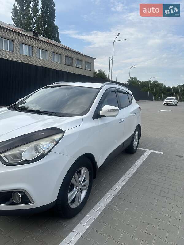 Внедорожник / Кроссовер Hyundai ix35 2012 в Киеве
