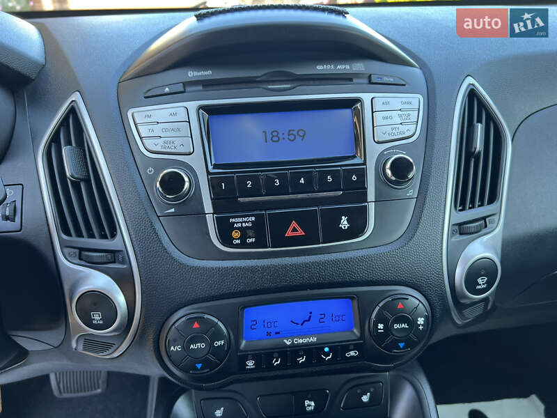 Внедорожник / Кроссовер Hyundai ix35 2010 в Ивано-Франковске