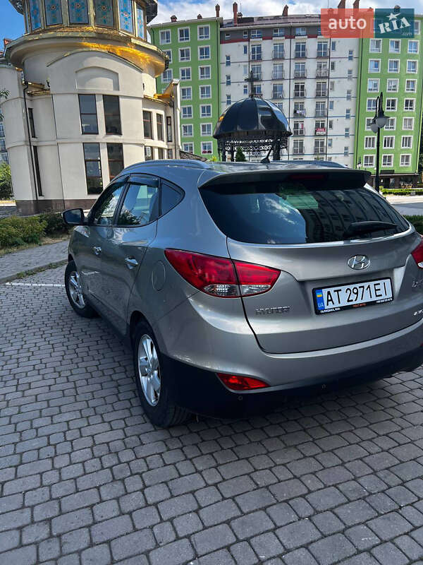 Внедорожник / Кроссовер Hyundai ix35 2010 в Ивано-Франковске