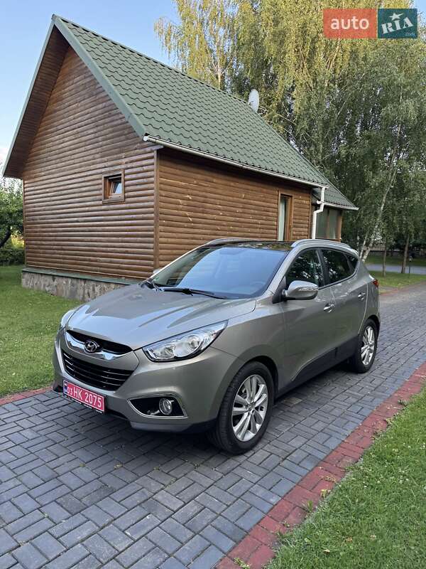 Позашляховик / Кросовер Hyundai ix35 2011 в Луцьку