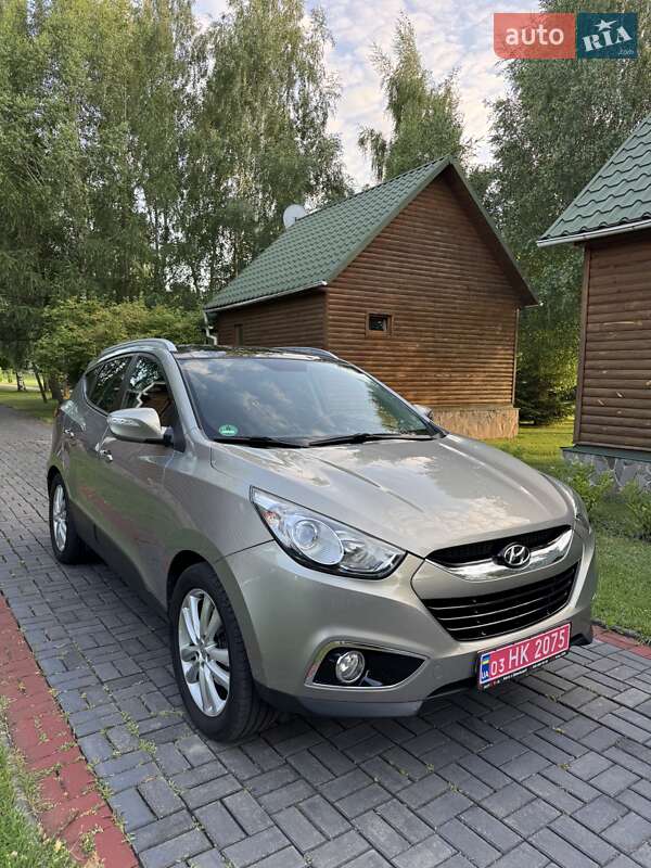 Позашляховик / Кросовер Hyundai ix35 2011 в Луцьку