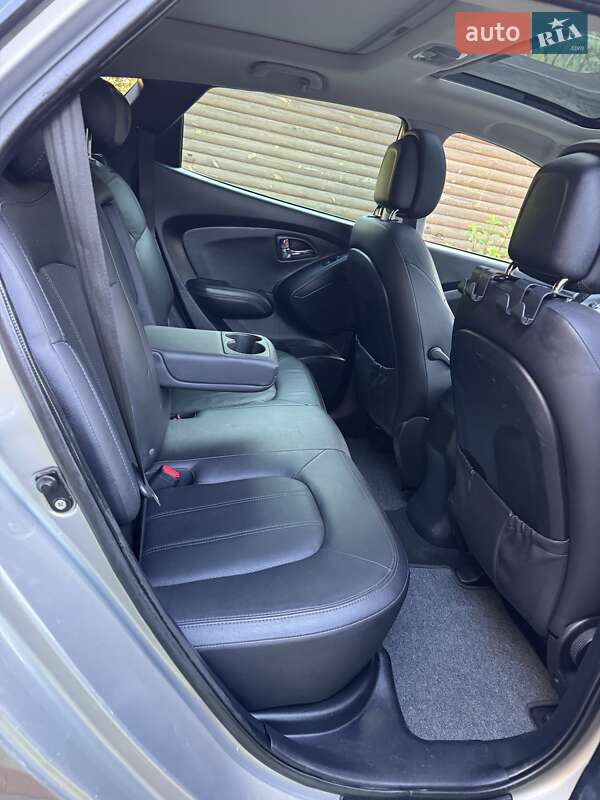 Позашляховик / Кросовер Hyundai ix35 2011 в Луцьку