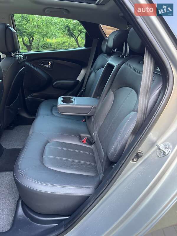 Позашляховик / Кросовер Hyundai ix35 2011 в Луцьку