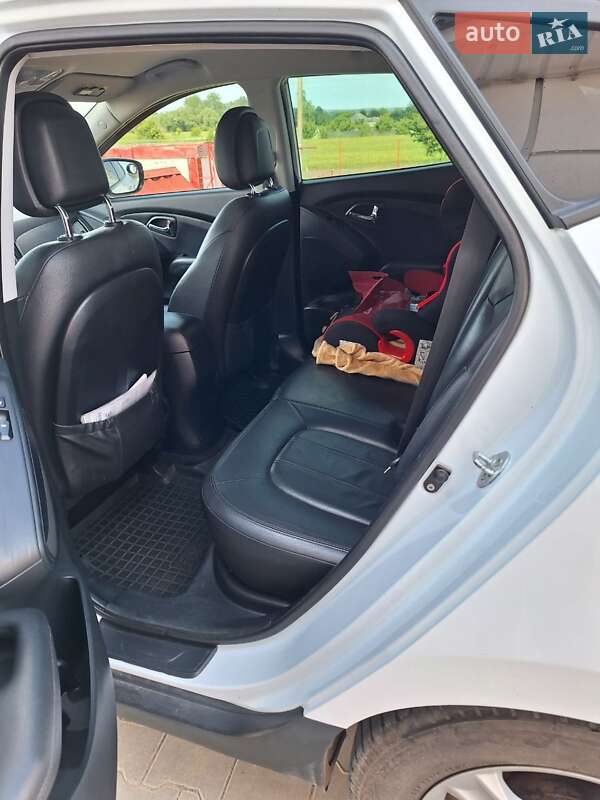 Позашляховик / Кросовер Hyundai ix35 2011 в Кривому Озері