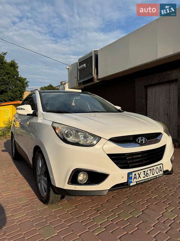 Позашляховик / Кросовер Hyundai ix35 2012 в Харкові