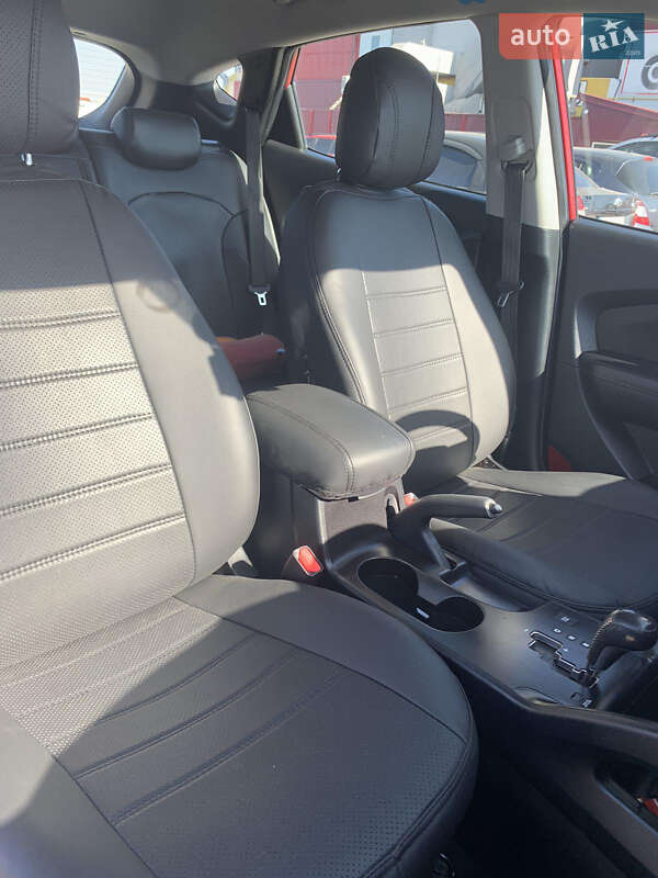 Позашляховик / Кросовер Hyundai ix35 2013 в Львові