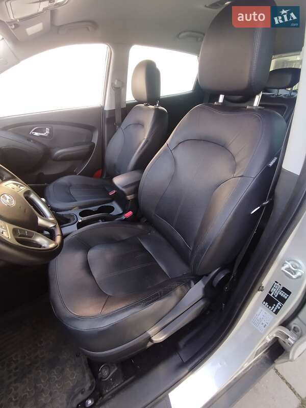 Внедорожник / Кроссовер Hyundai ix35 2012 в Луцке