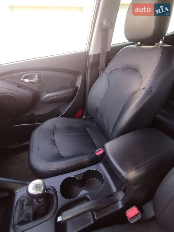 Внедорожник / Кроссовер Hyundai ix35 2012 в Луцке