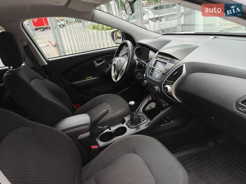 Внедорожник / Кроссовер Hyundai ix35 2012 в Одессе