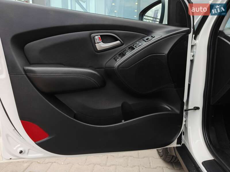Внедорожник / Кроссовер Hyundai ix35 2012 в Одессе