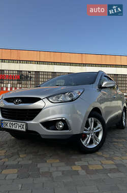 Позашляховик / Кросовер Hyundai ix35 2010 в Луцьку