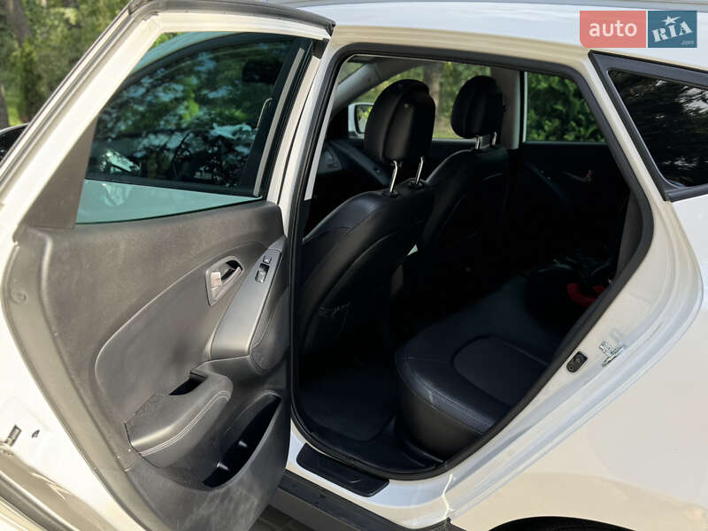 Внедорожник / Кроссовер Hyundai ix35 2013 в Львове фото 9 Внедорожник / Кроссовер Hyundai ix35 2013 в Львове
