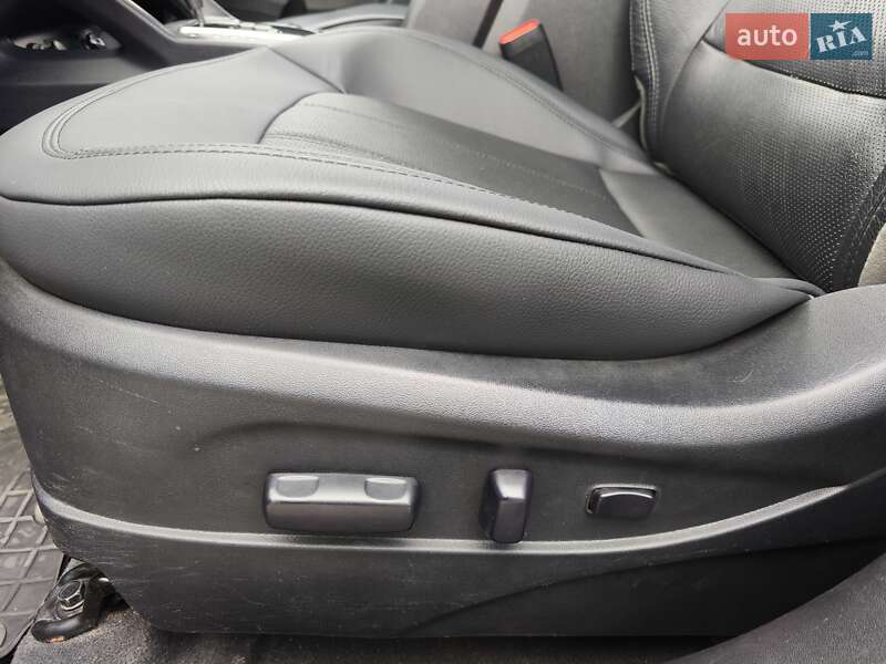 Внедорожник / Кроссовер Hyundai ix35 2010 в Днепре