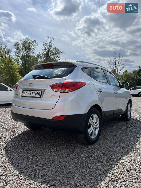 Позашляховик / Кросовер Hyundai ix35 2011 в Черкасах